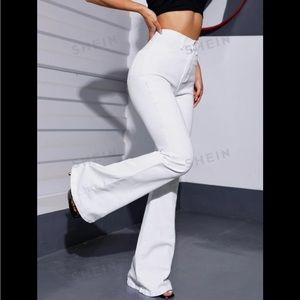 Curvy white flare jeans